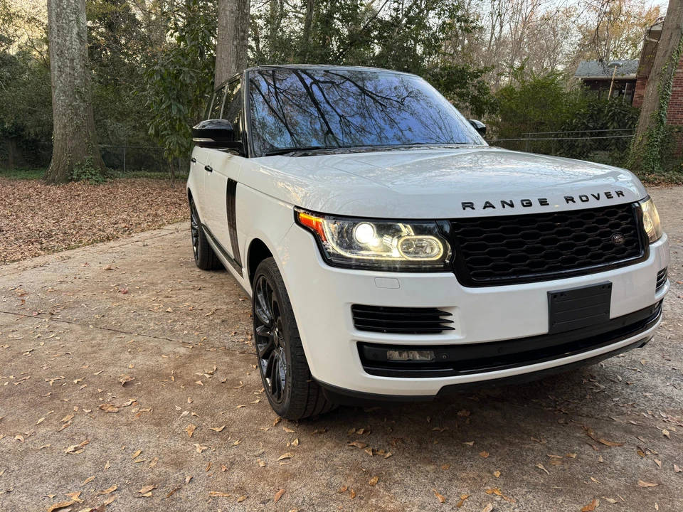 2015 Land Rover Range Rover L405 - Image 18 of 31