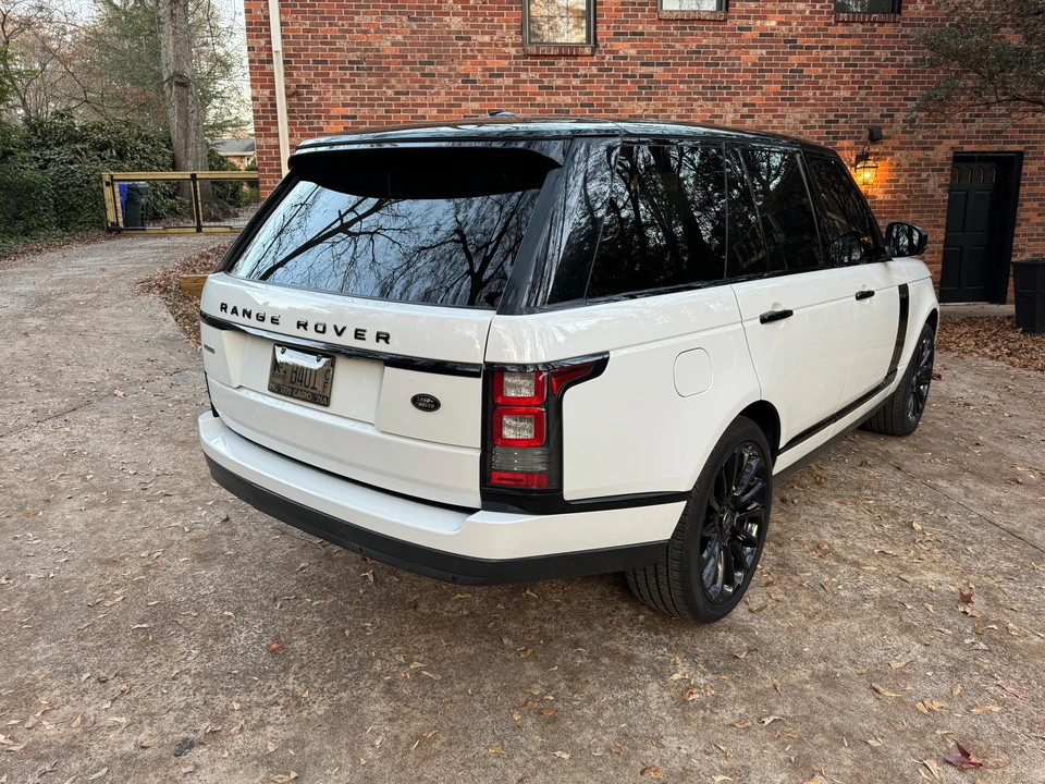 2015 Land Rover Range Rover L405 - Image 16 of 31