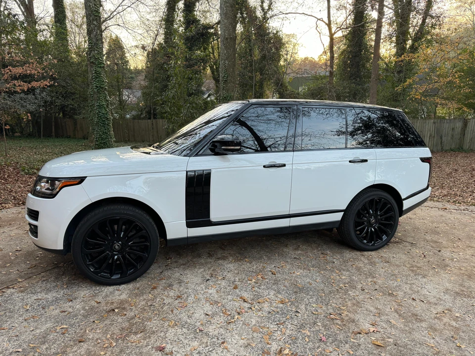 2015 Land Rover Range Rover L405 - Image 10 of 31