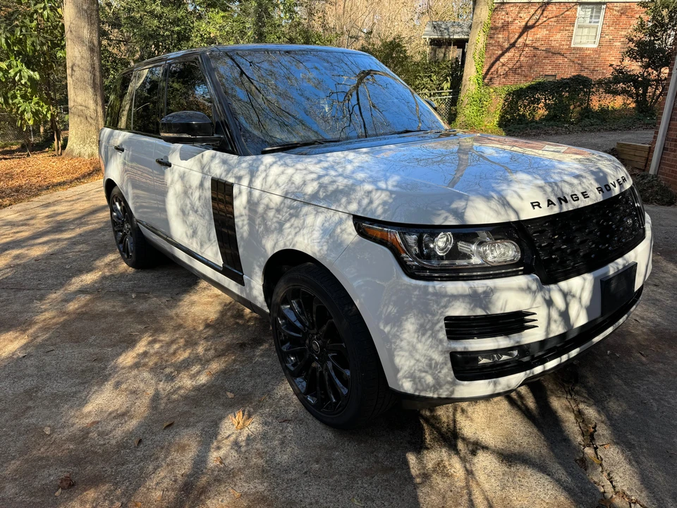 2015 Land Rover Range Rover L405 - Image 17 of 31
