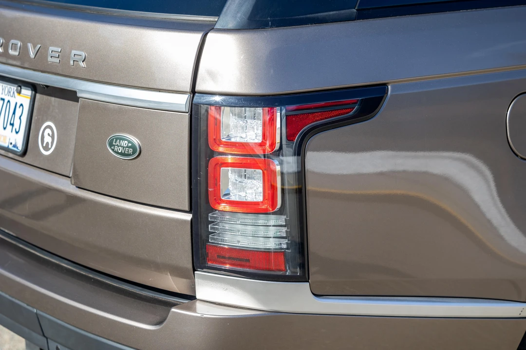2015 Land Rover Range Rover L405 - Image 24 of 31