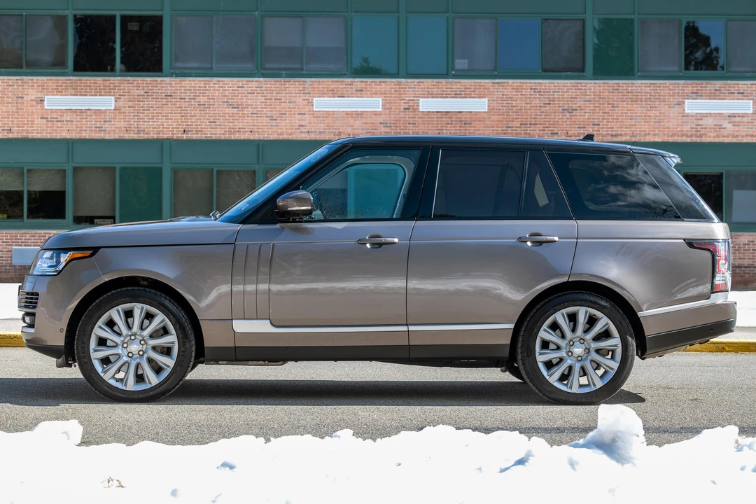 2015 Land Rover Range Rover L405 - Image 3 of 31