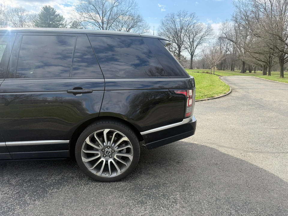 2015 Land Rover Range Rover L405 - Image 14 of 31