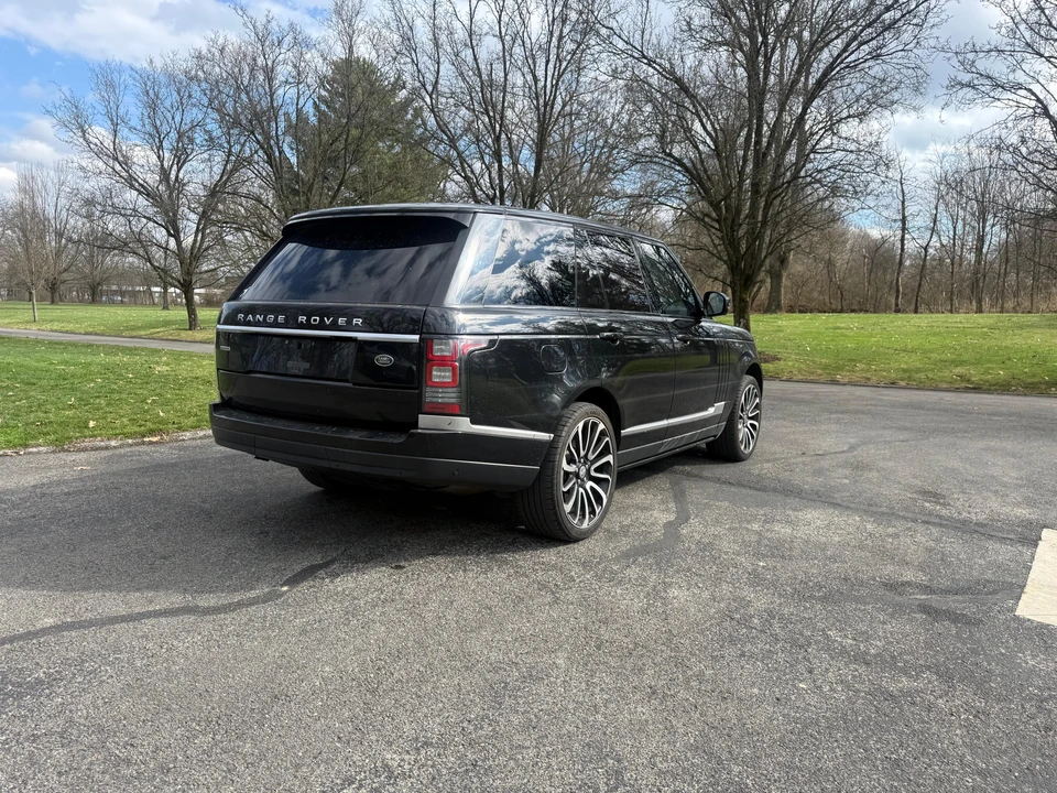 2015 Land Rover Range Rover L405 - Image 8 of 31