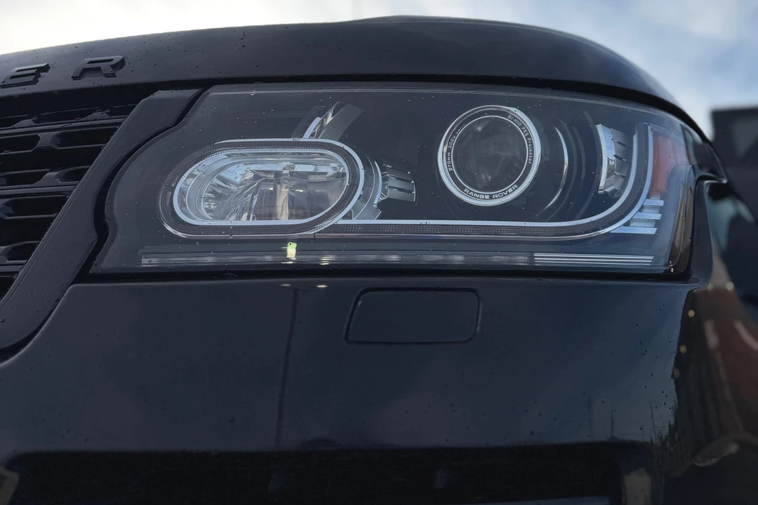 2015 Land Rover Range Rover L405 - Image 10 of 31