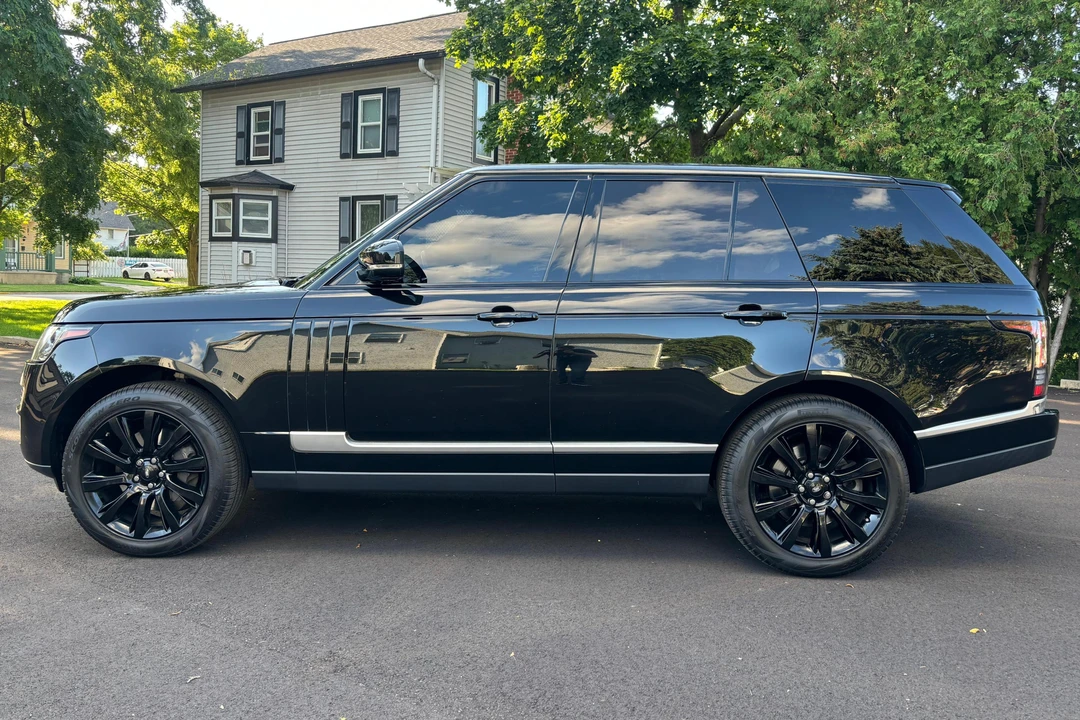 2015 Land Rover Range Rover L405 - Image 3 of 31