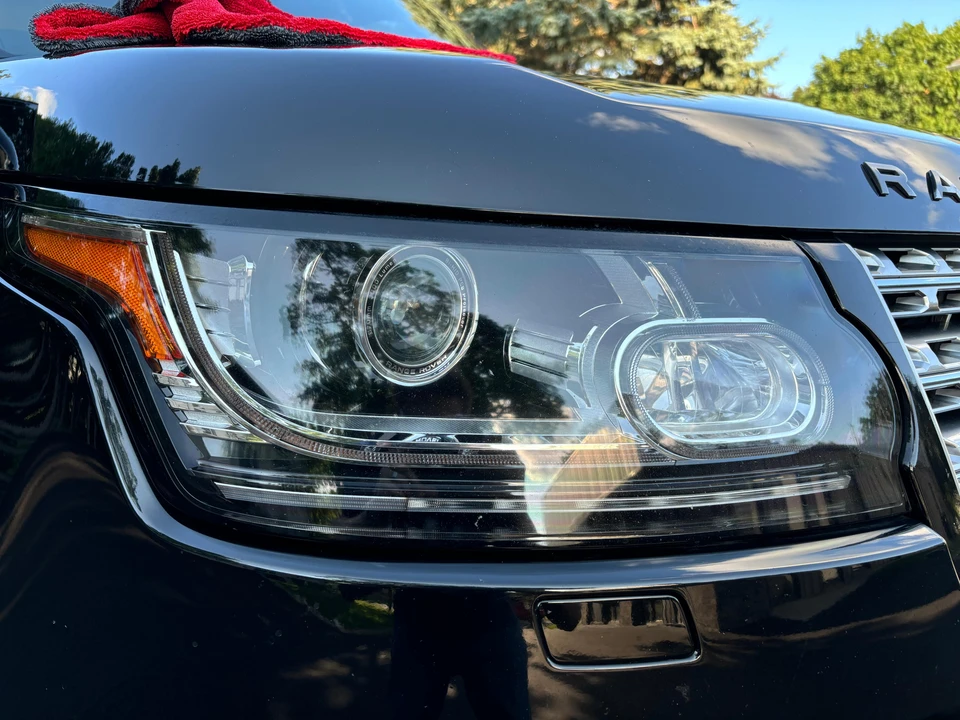 2015 Land Rover Range Rover L405 - Image 20 of 31