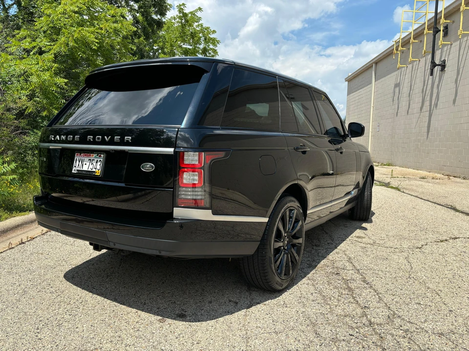 2015 Land Rover Range Rover L405 - Image 12 of 31