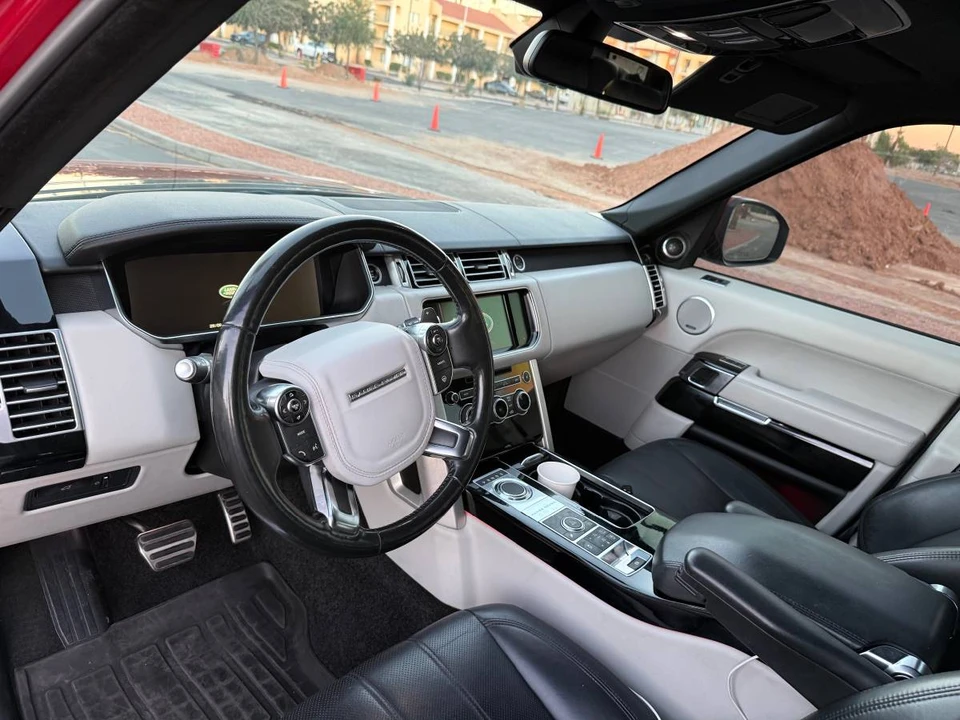2015 Land Rover Range Rover L405 - Image 8 of 16