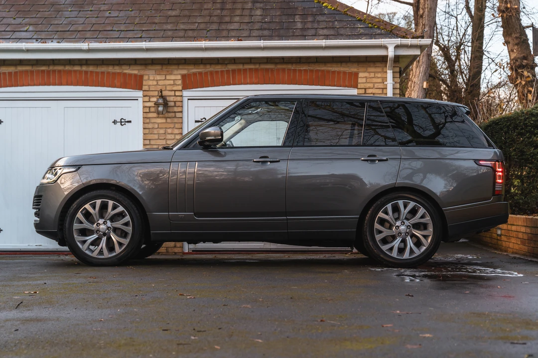 2015 Land Rover Range Rover L322 - Image 5 of 31