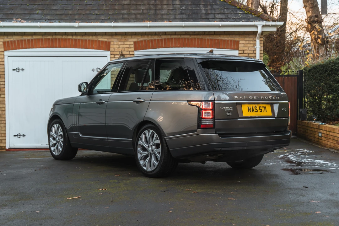 2015 Land Rover Range Rover L322 - Image 6 of 31