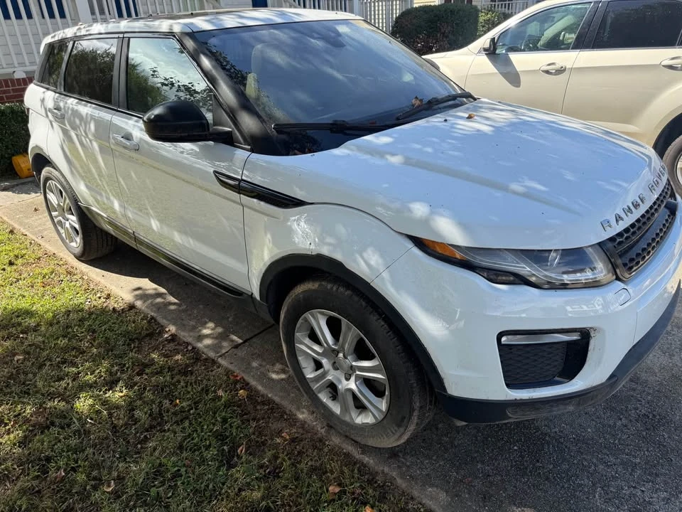2015 Land Rover Range Rover L405 - Image 2 of 10