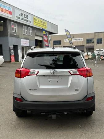 2015 Toyota RAV4 4th Gen - Image 11 of 13