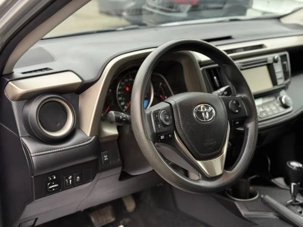 2015 Toyota RAV4 4th Gen - Image 3 of 13