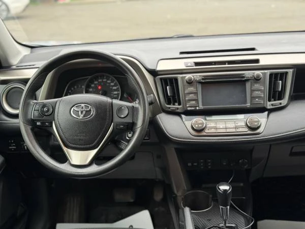 2015 Toyota RAV4 4th Gen - Image 5 of 13