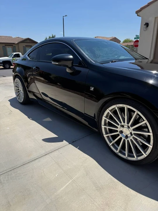 2015 Lexus RC - Image 2 of 7