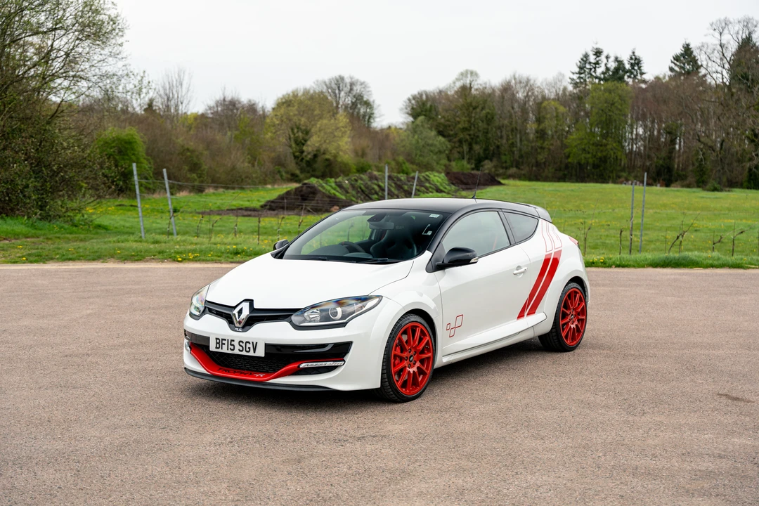 2015 Renault Megane RS III 4th Gen - Image 3 of 31