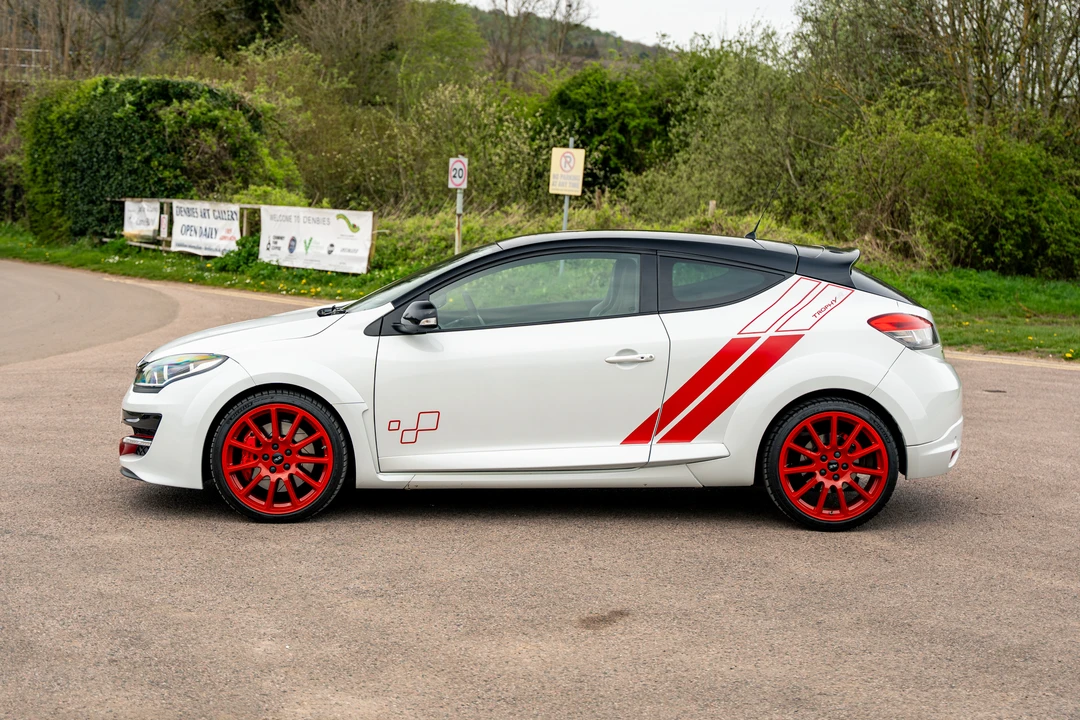 2015 Renault Megane RS III 4th Gen - Image 4 of 31