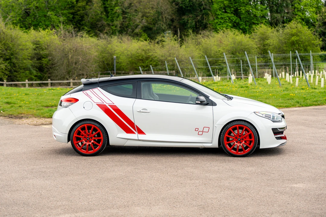 2015 Renault Megane RS III 4th Gen - Image 8 of 31