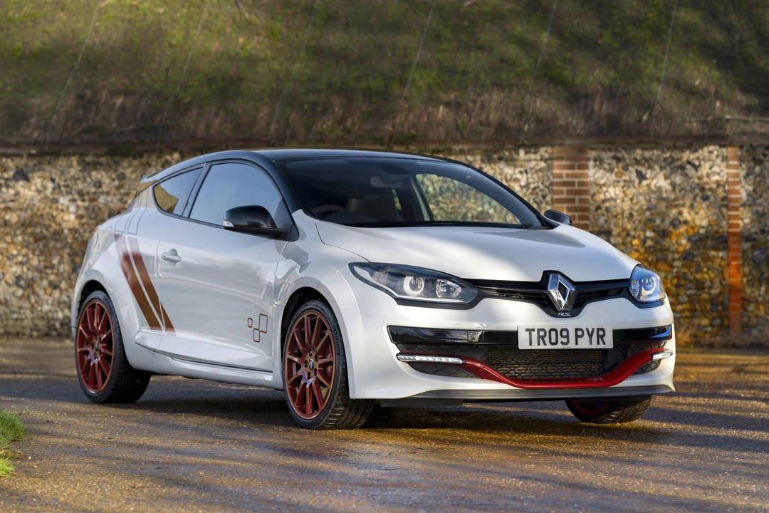 2015 Renault Megane RS II 3rd Gen - Image 3 of 31