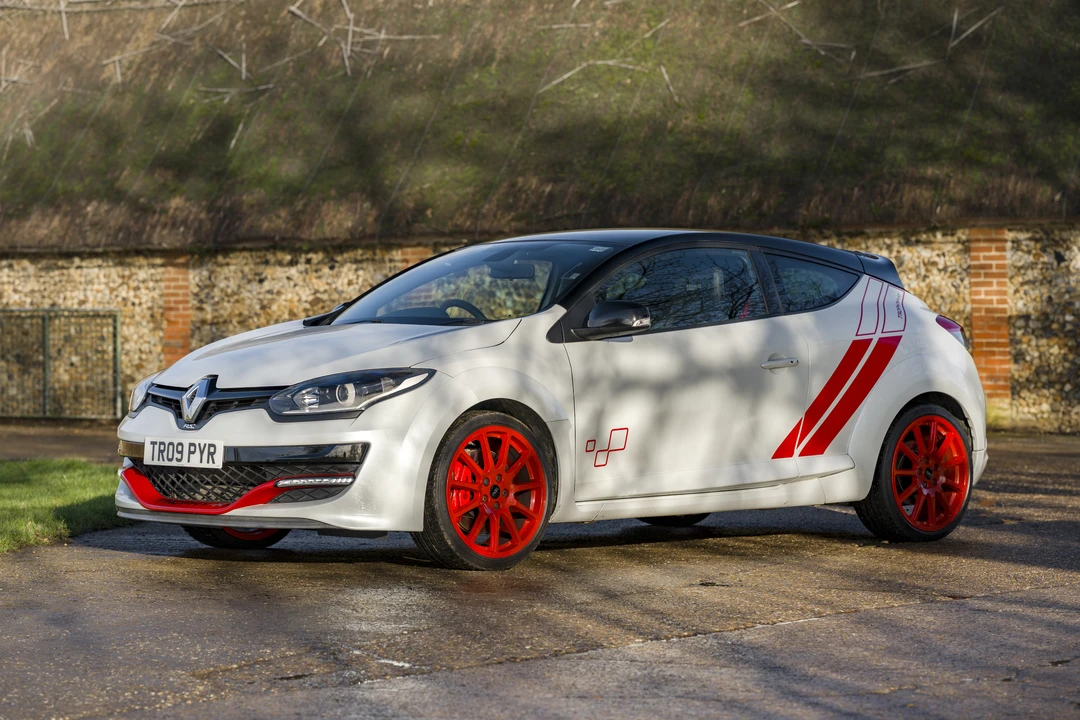 2015 Renault Megane RS II 3rd Gen - Image 22 of 31