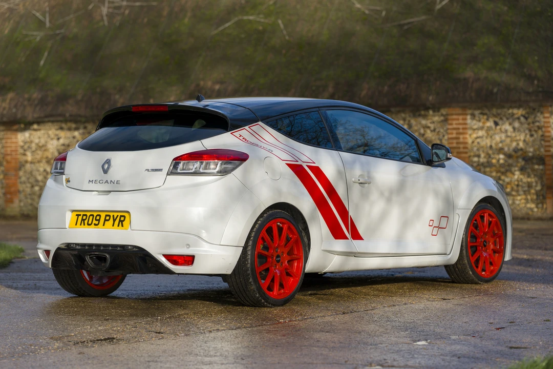 2015 Renault Megane RS II 3rd Gen - Image 4 of 31