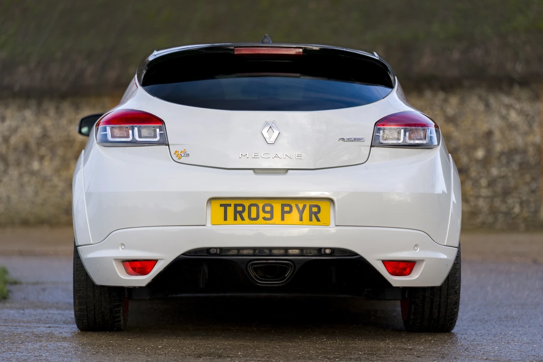 2015 Renault Megane RS II 3rd Gen - Image 5 of 31