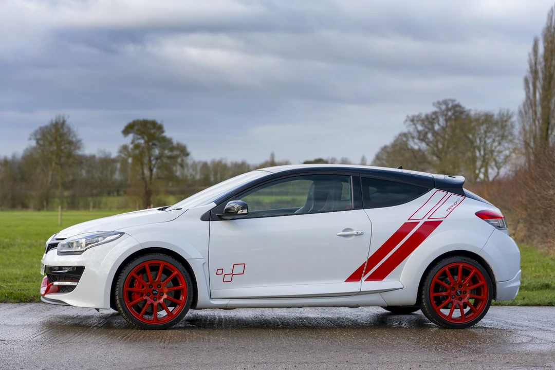 2015 Renault Megane RS II 3rd Gen - Image 7 of 31