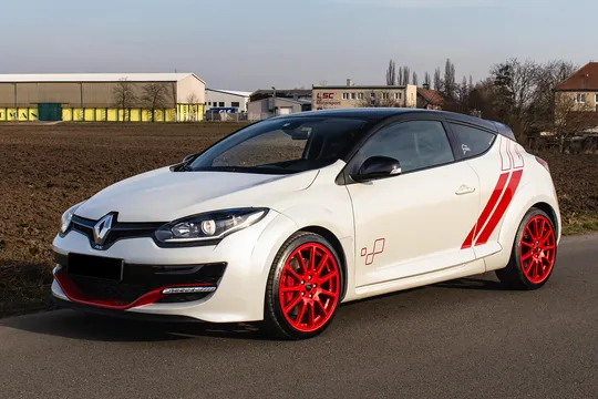 2015 Renault Megane RS 275 Trophy-R