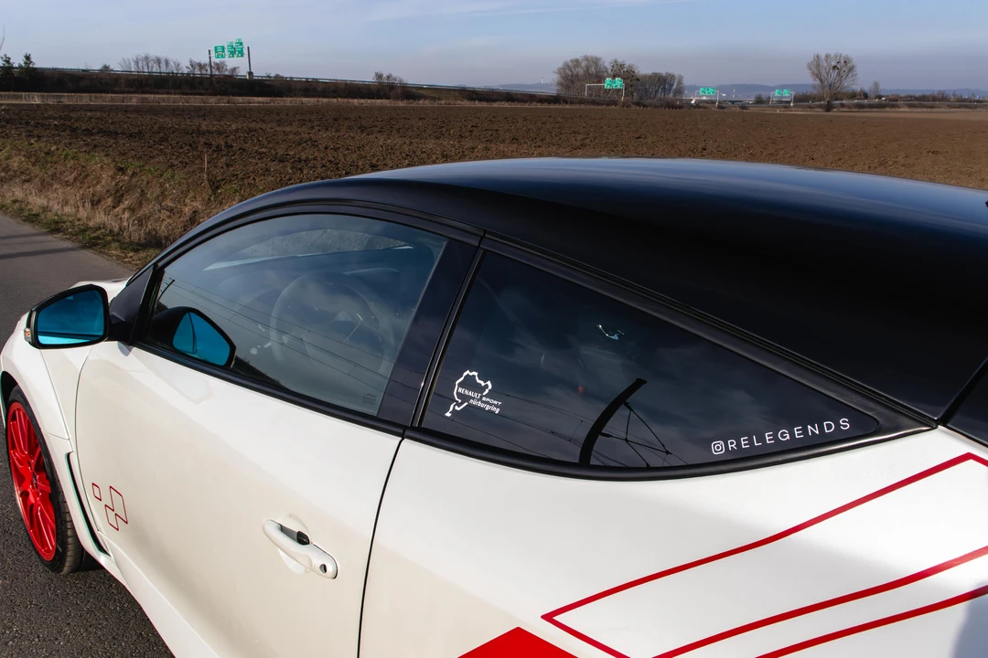 2015 Renault Megane RS II 3rd Gen - Image 15 of 31