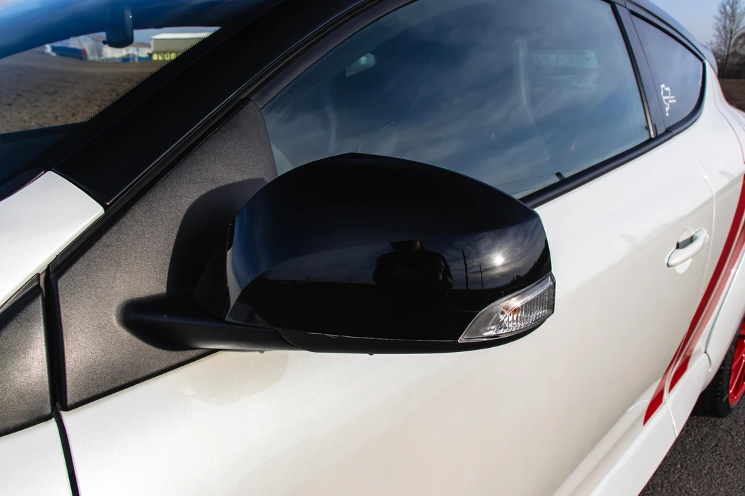 2015 Renault Megane RS II 3rd Gen - Image 19 of 31
