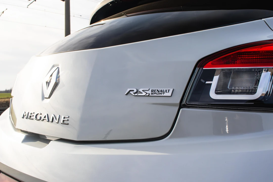 2015 Renault Megane RS II 3rd Gen - Image 25 of 31