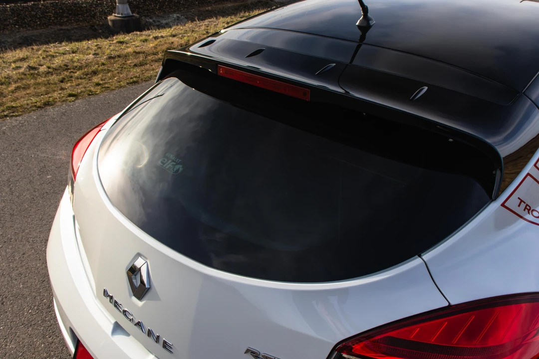 2015 Renault Megane RS II 3rd Gen - Image 26 of 31
