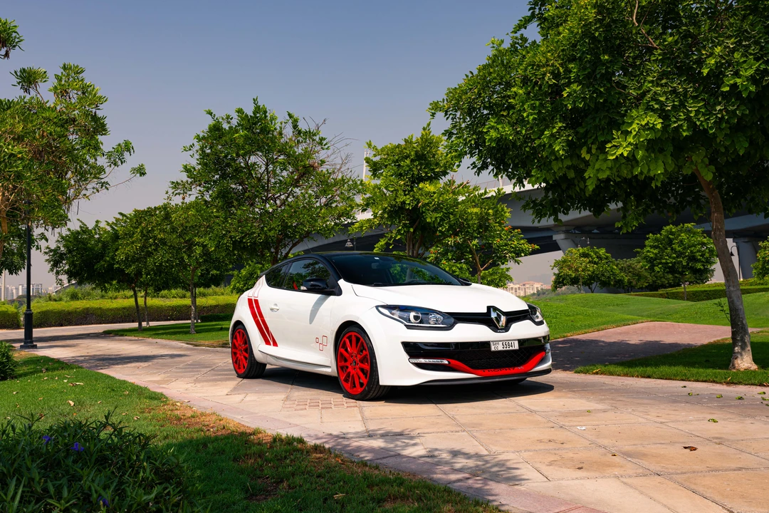 2015 Renault Megane RS II 3rd Gen - Image 9 of 31