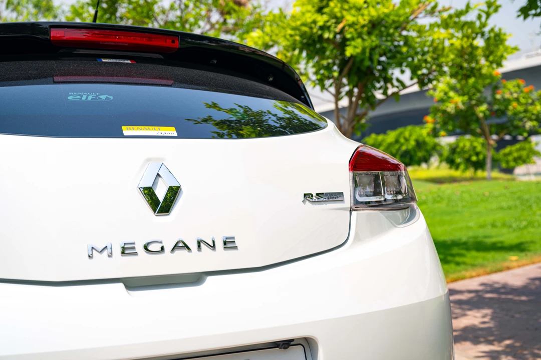 2015 Renault Megane RS II 3rd Gen - Image 13 of 31