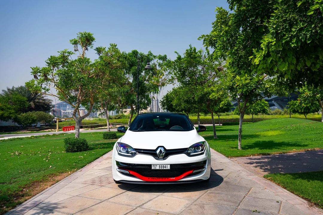 2015 Renault Megane RS II 3rd Gen - Image 2 of 31