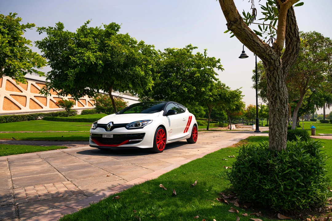 2015 Renault Megane RS II 3rd Gen - Image 3 of 31