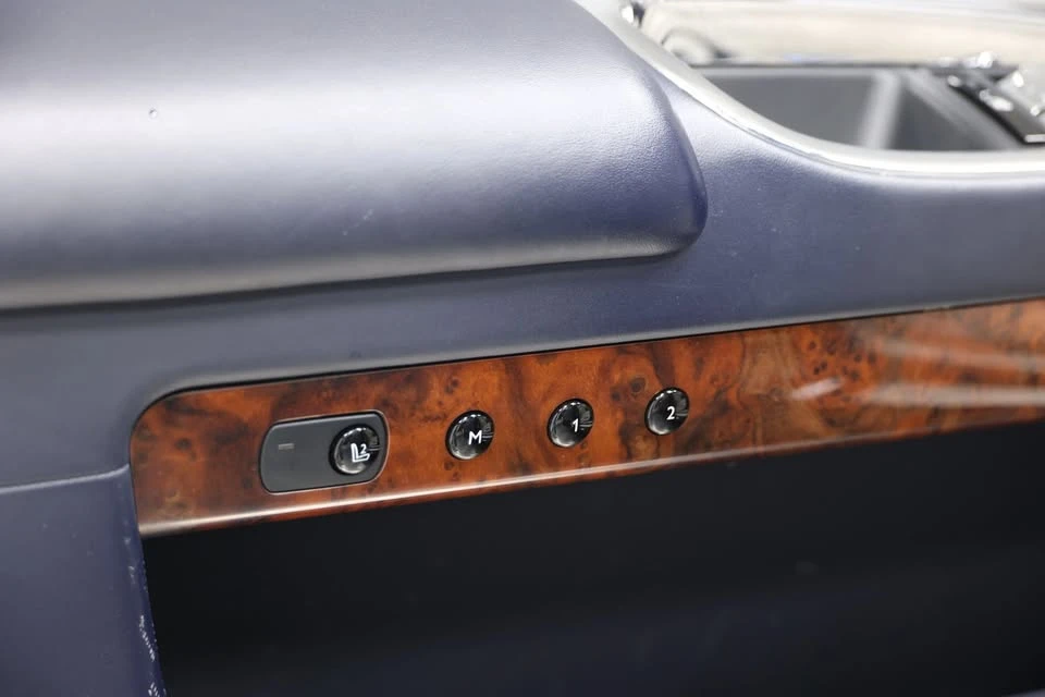 2015 Rolls-Royce Ghost 1st Gen - Image 16 of 20