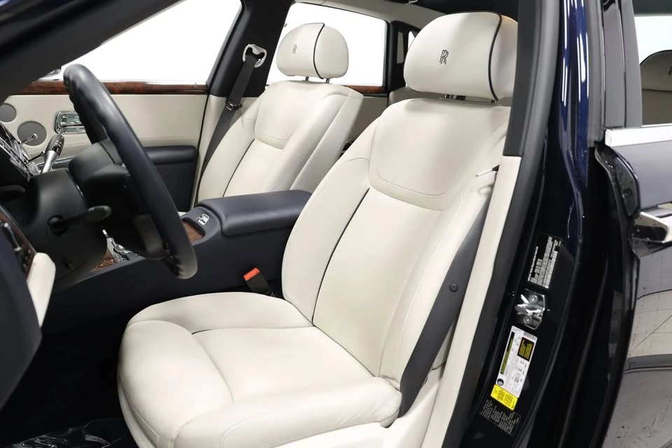 2015 Rolls-Royce Ghost 1st Gen - Image 19 of 20