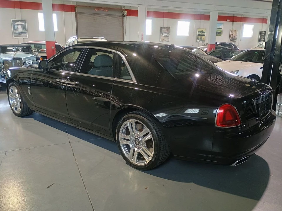 2015 Rolls-Royce Ghost 1st Gen - Image 3 of 12