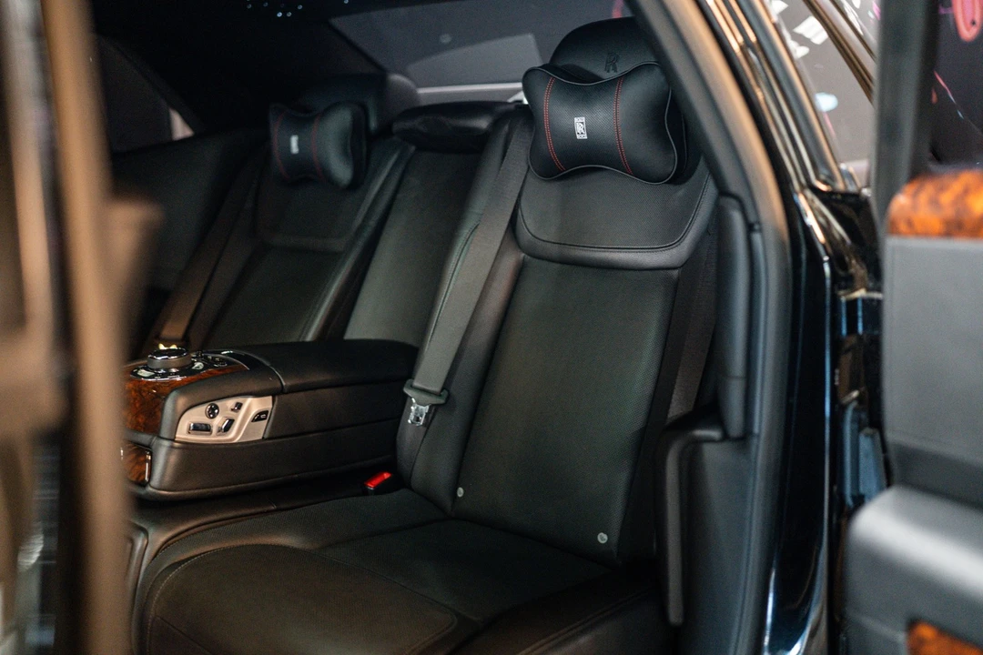 2015 Rolls-Royce Ghost 1st Gen - Image 13 of 25