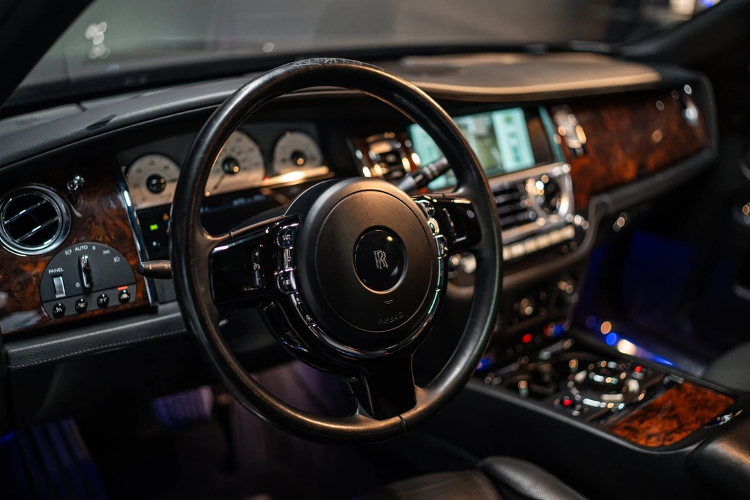 2015 Rolls-Royce Ghost 1st Gen - Image 8 of 25