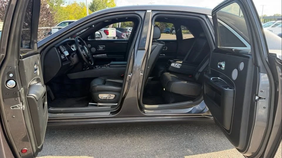 2015 Rolls-Royce Ghost 1st Gen - Image 10 of 20