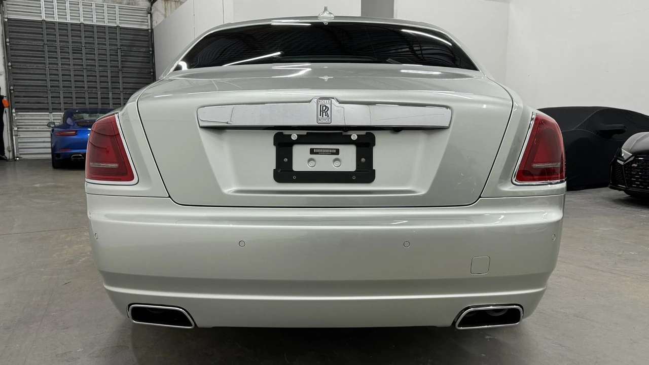 2015 Rolls-Royce Ghost 1st Gen - Image 12 of 21