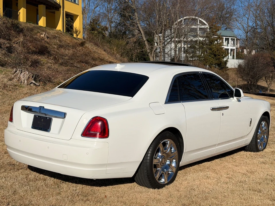 2015 Rolls-Royce Ghost 1st Gen - Image 19 of 21