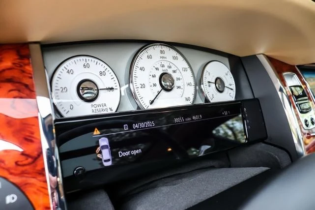 2015 Rolls-Royce Ghost 1st Gen - Image 4 of 21