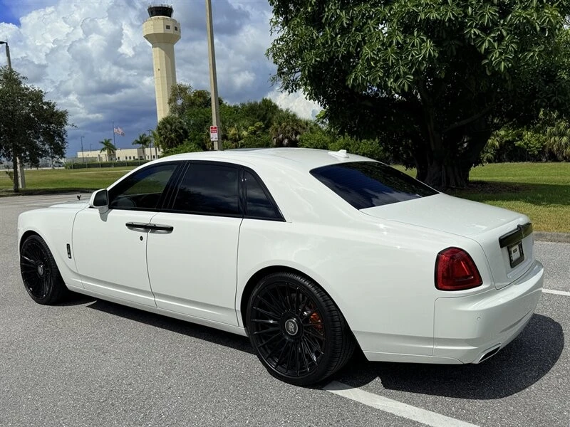 2015 Rolls-Royce Ghost 1st Gen - Image 17 of 19