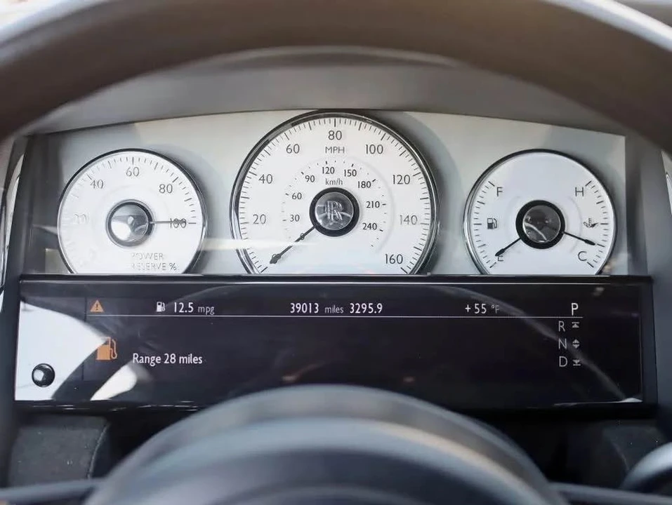 2015 Rolls-Royce Ghost 1st Gen - Image 10 of 17