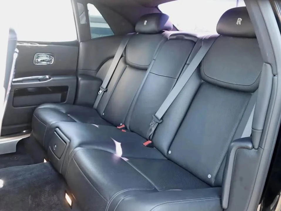 2015 Rolls-Royce Ghost 1st Gen - Image 13 of 17