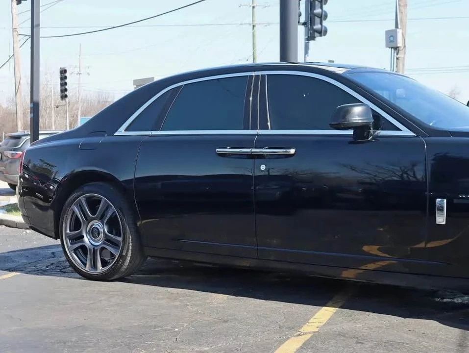 2015 Rolls-Royce Ghost 1st Gen - Image 2 of 17